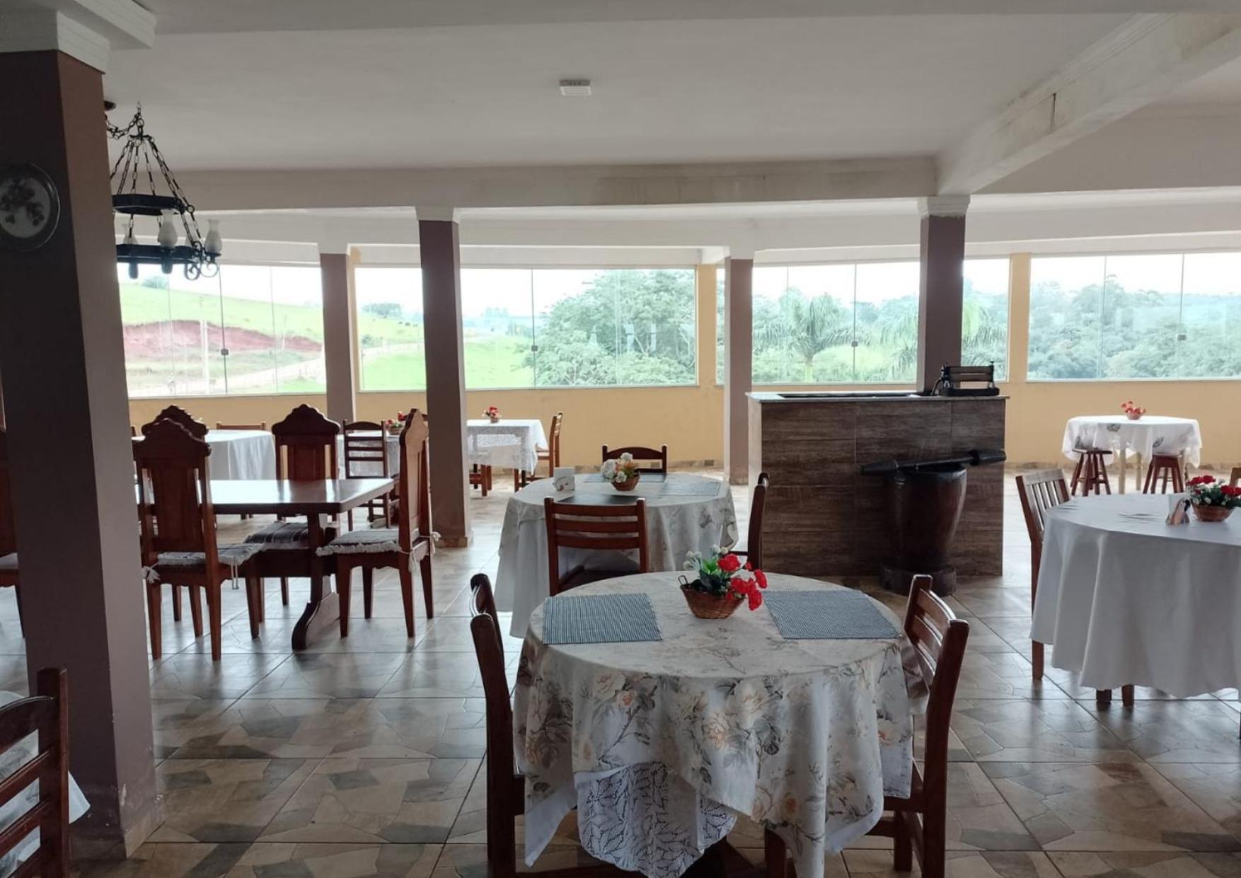 Hotel Avenida Pardinho Екстериор снимка